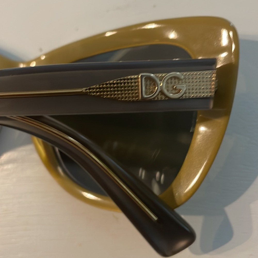 Dolce & Gabbana Gray Sunglasses - Picture 5 of 11